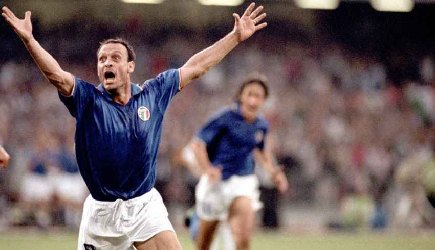 totò schillaci during italia 90