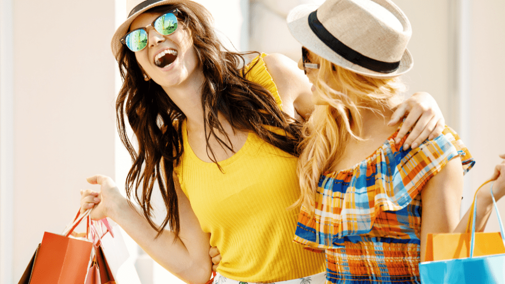 shopping girls friends bags happy