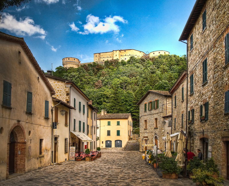 San Leo with the fortress, in the background, where Cagliostro was imprisonned