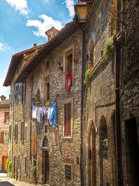 Old street in Gubbio 