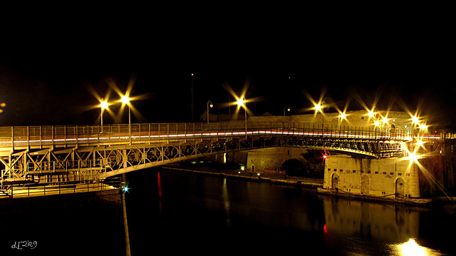The swinging bridge in Taranto