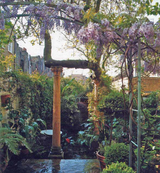 Italian Garden Room with Columns