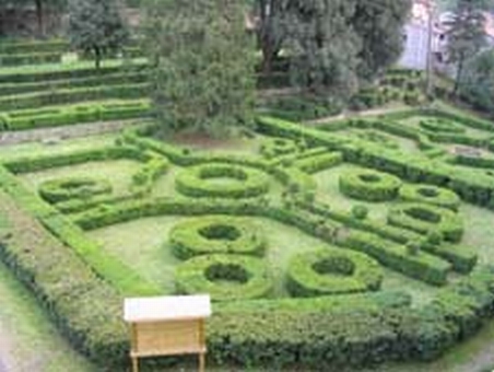 Theodoli Sambuci Castle - The park