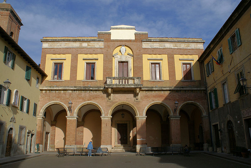 Lari (Pisa) Tuscany - Piazza Matteotti