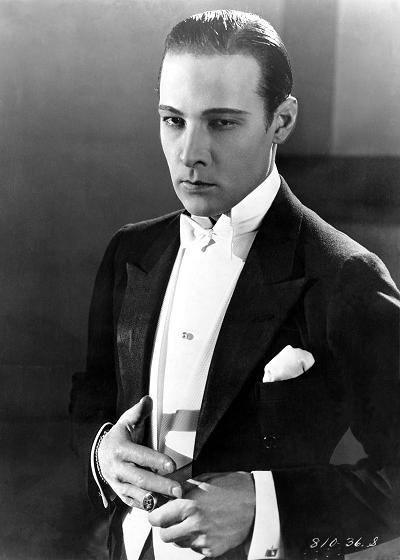 rodolfo valentino sexiest italian men