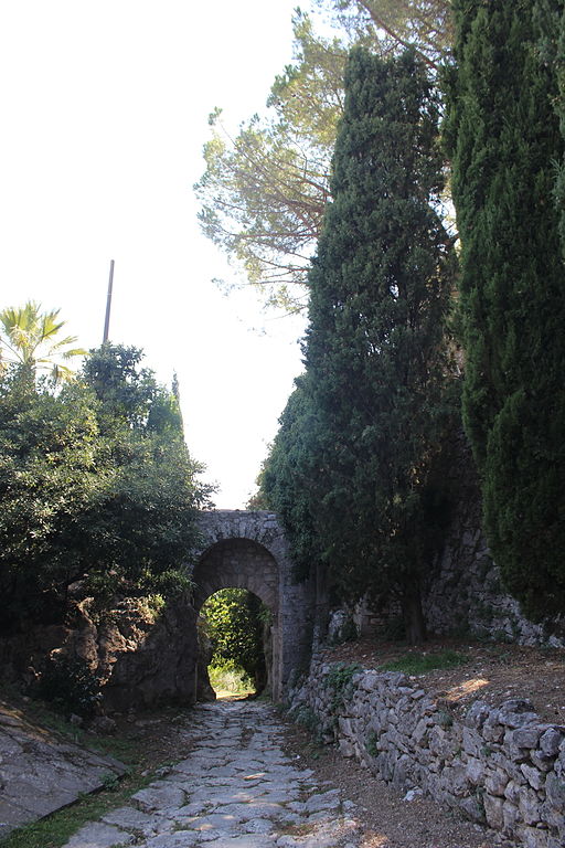 via clodia