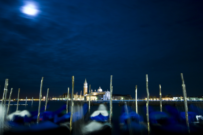Night view of La Giudecca