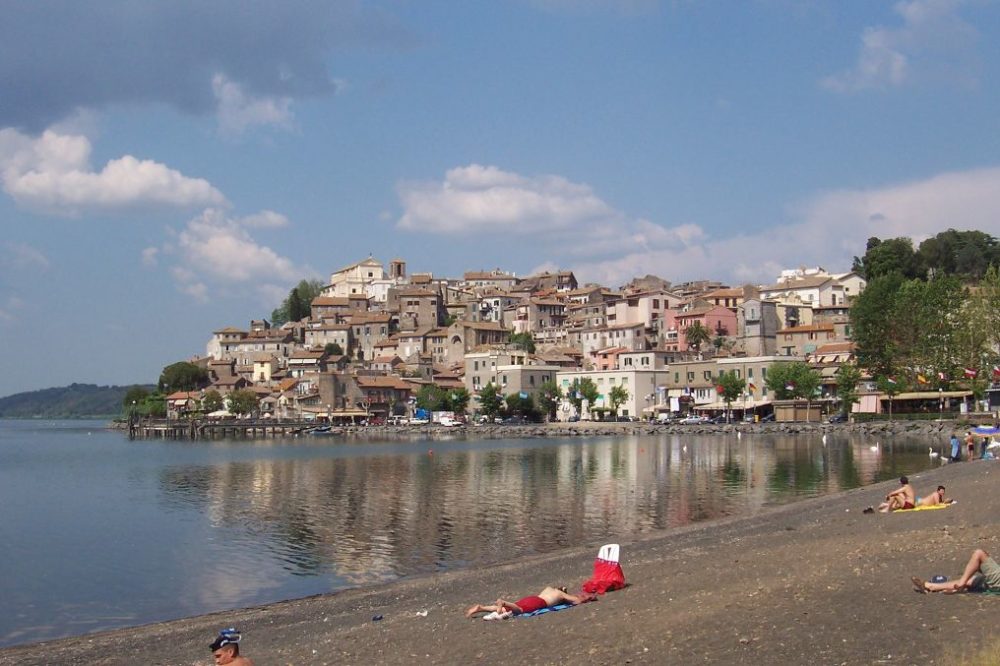 tours near rome: bracciano