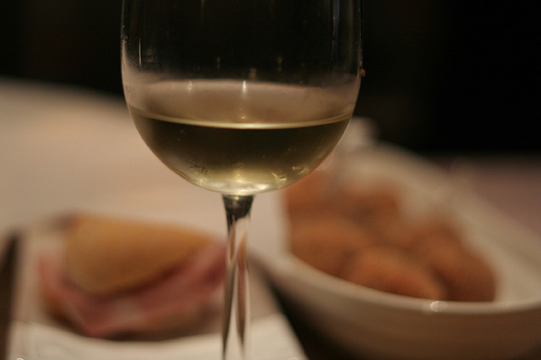White wine white wines italy