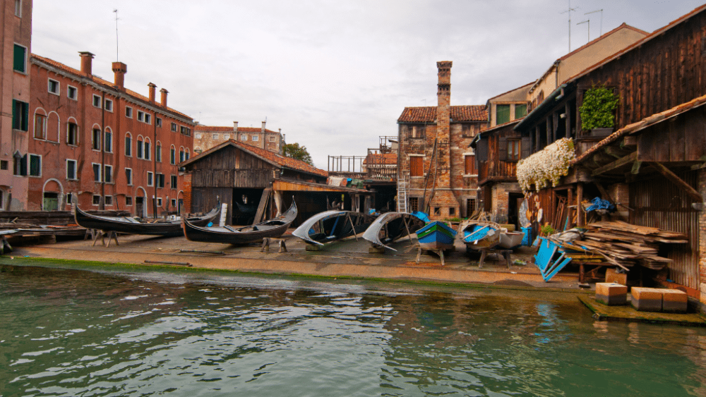 gondolas venice canals