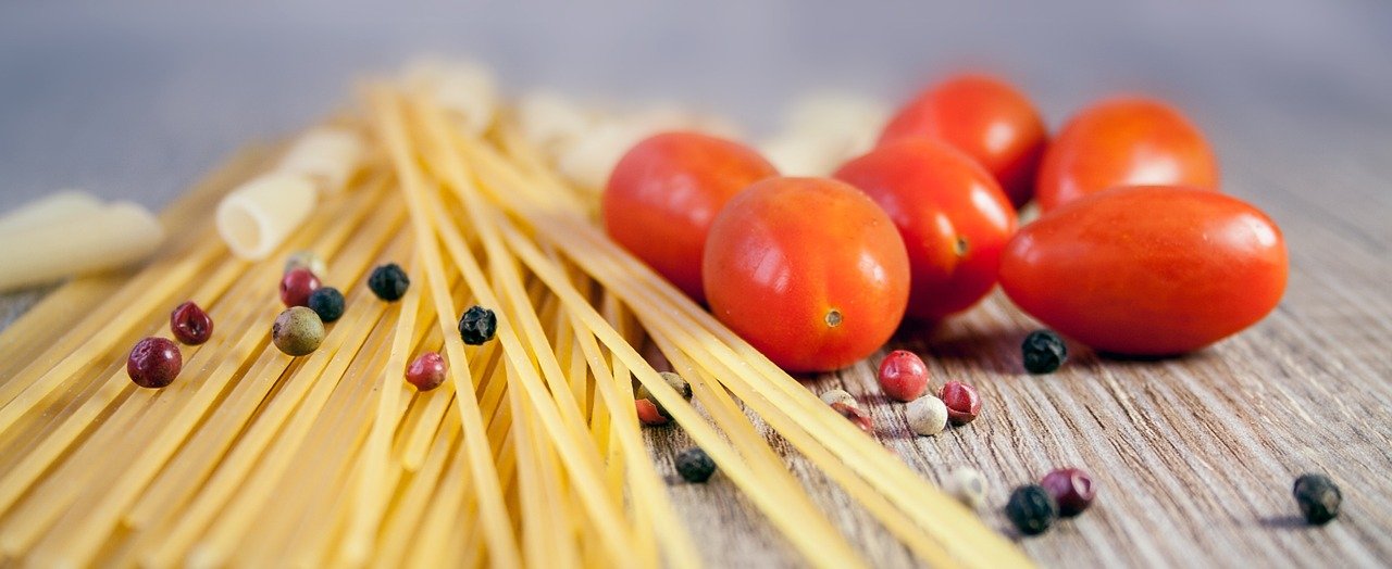 fresh tomato pasta