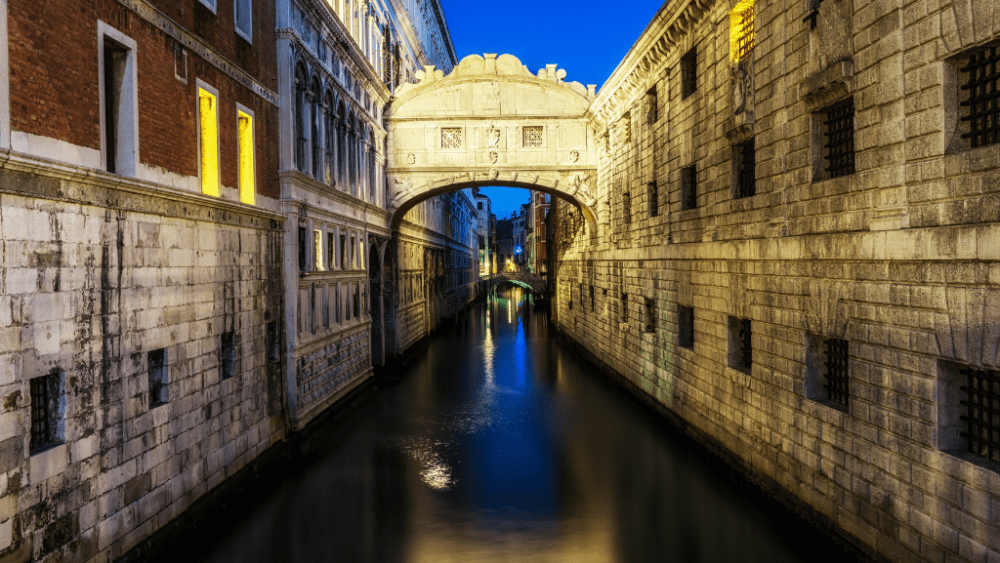 bridge of sighs venice night canal