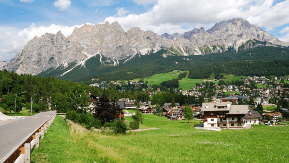 Cortina d'ampezzo veneto dolomites italy