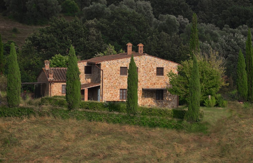 Rural properties in Italy