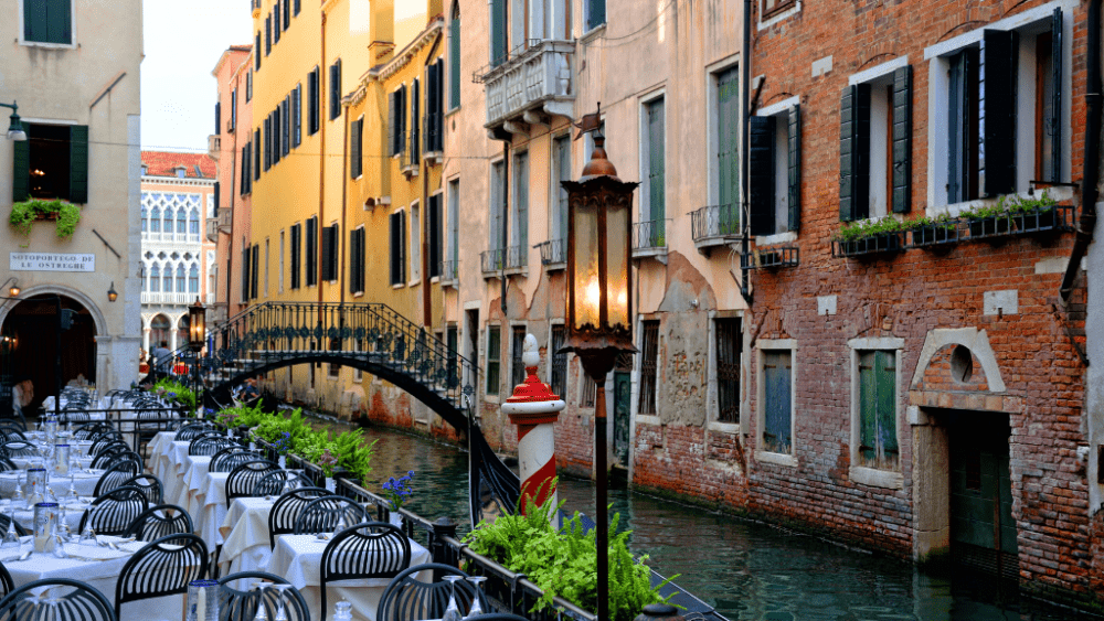 restaurant venice canal