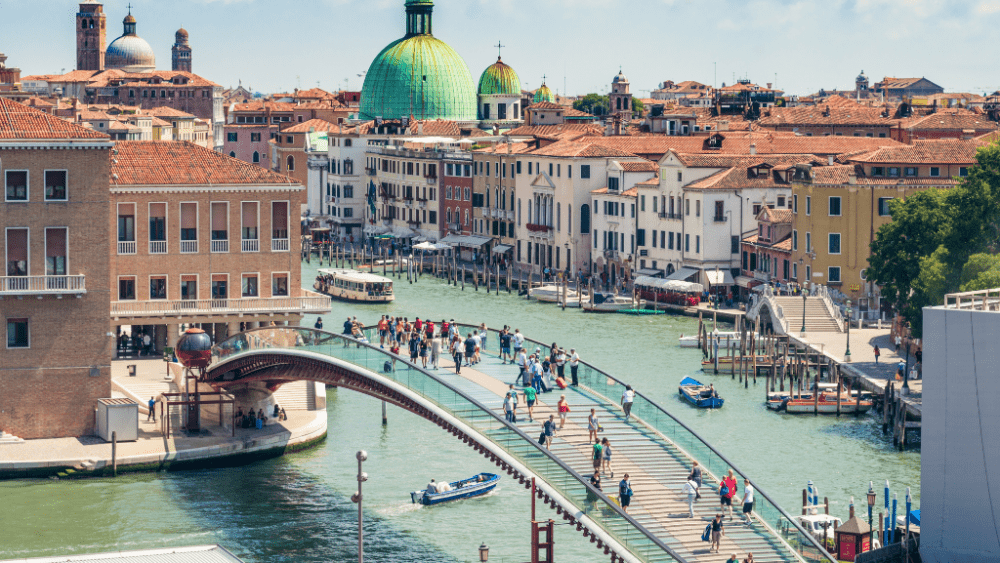 Calatrava bridge grand canal